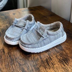 Hey dude size 6 toddler